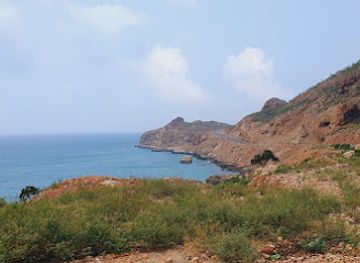 yemen/socotra-island/nightclub/socotra-eco-tours