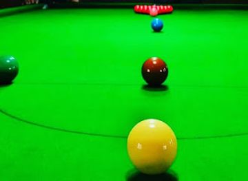 india/darjeeling/nightclub/breakers-point