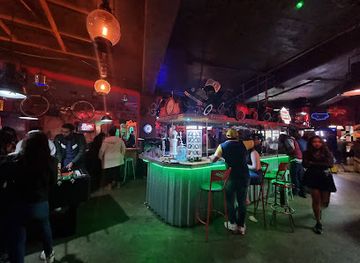 Rockabilly Bar