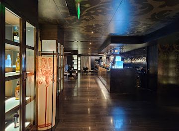 india/mahabaleshwar/nightclub/longitude-73