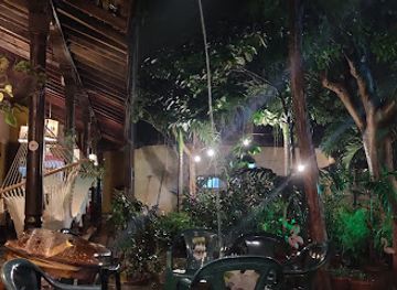 nicaragua/leon-volcano-boarding/nightclub/viavia-leon-nicaragua