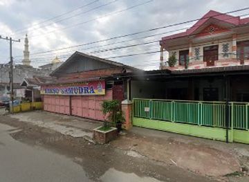 indonesia/sumatra/nightclub/club-pelangi