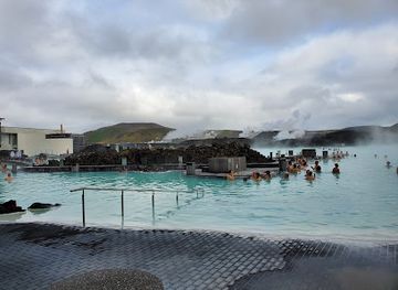 iceland/grindavik/nightclub/blue-lagoon