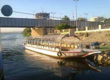 egypt/sohag/nightclub/marina-ashraf-boats-nile