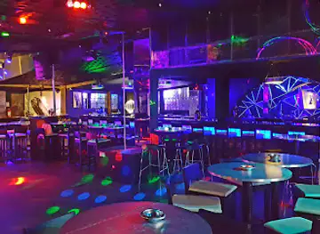 SWITCH NIGHT-CLUB