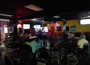 louisiana/honey-island-swamp/nightclub/kappy-s-daiquiri-sports-bar