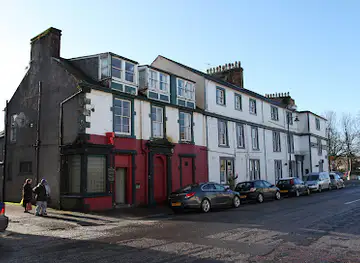 The Tides Inn