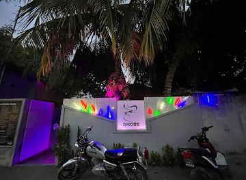 Amore - The Island Cafe