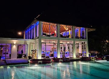 maldives/guraidhoo-island/nightclub/joie-de-vivre