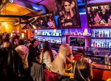 austria/linz/nightclub/lennox-bar