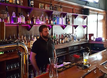 arkansas/springdale/nightclub/buck-s-emma-ave-bar-tap