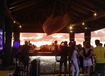 malaysia/kinabalu-national-park/nightclub/sunset-bar