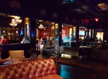 missouri/st-louis/downtown-st-louis/nightclub/crown-room