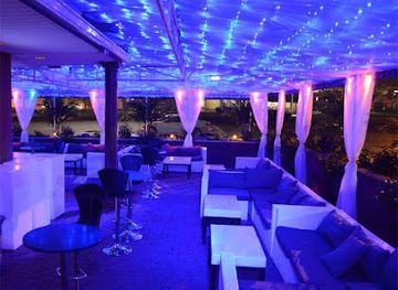 46 Lounge