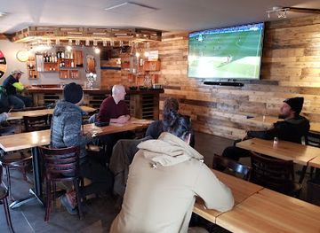 iceland/grindavik/nightclub/papas-restaurant