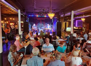 tennessee/oak-ridge/nightclub/201-cafe-and-wine-bar