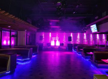 california/fresno/nightclub/switch-lounge-nightclub