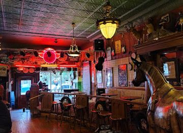 illinois/mississippi-palisades-state-park/nightclub/iron-horse-social-club