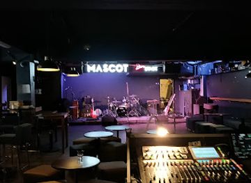 finland/helsinki/kallio/nightclub/mascot-bar-live-stage