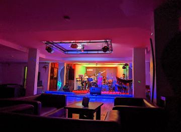 laos/northern-laos/nightclub/anou-zab-night-club