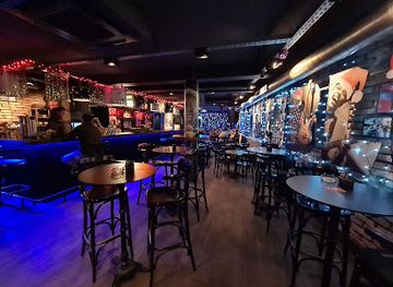 croatia/zagreb/tkalciceva-street/nightclub/booze-and-blues