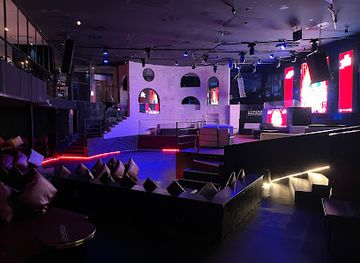 italy/monferrato/nightclub/luna-rossa-club