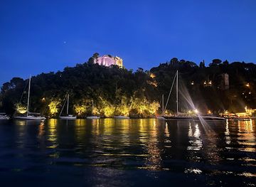 italy/portofino/nightclub/winterose-wine-bar