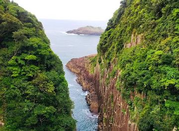japan/hyuga/nightclub/skeluccha-viewing-deck