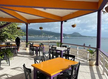 dominica/indian-river/nightclub/purple-turtle-beach-club