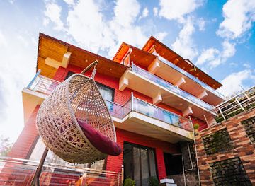 india/auli/nightclub/aaryam-resort-auli