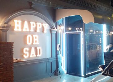 cambodia/phnom-penh/toul-tom-poung/nightclub/happy-or-sad-lounge