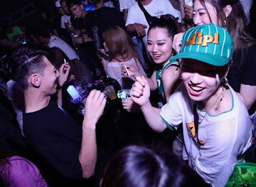 japan/kagoshima/nightclub/duckbill