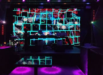 ເທັກ Nana night club