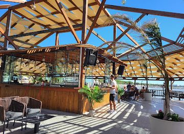 albania/kavaje/nightclub/klajdi-bar