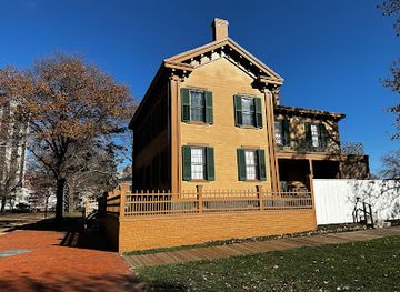 illinois/lincoln-home-national-historic-site/nightclub/lincoln-home-national-historic-site