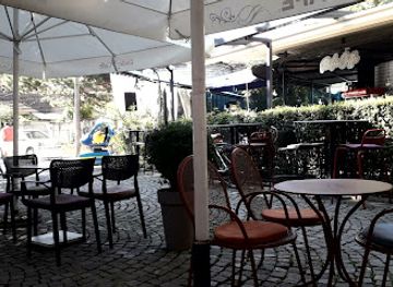 kosovo/peja/nightclub/radio-caffe