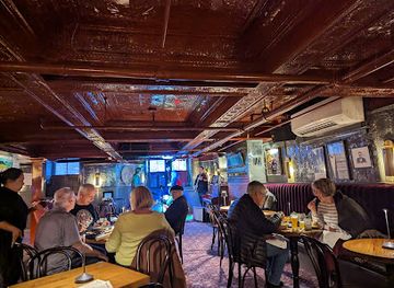 massachusetts/berkshires/nightclub/the-lion-s-den