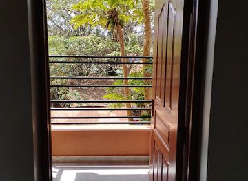 kenya/marsabit-national-park/nightclub/smart-wine-and-spirit-bar