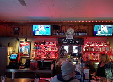 michigan/saugatuck/nightclub/the-cove