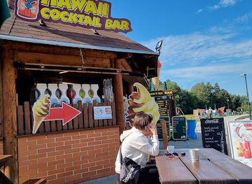 czechia/machovo-jezero/nightclub/hawaii-bar