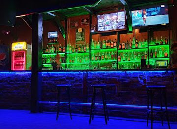 MANHATTAN BAR IASI