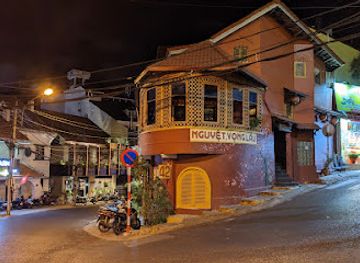 The Classic Pub - NGUYET VONG LAU
