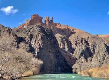 kazakhstan/charyn-canyon/nightclub/charyn-canyon-campground