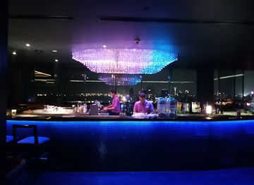 ON14 Rooftop Lounge & Bar