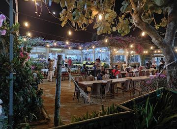 bangladesh/cox-s-bazar/inani-beach/nightclub/palongki-inani