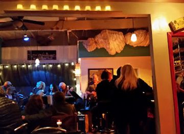 california/pismo-beach/nightclub/puffer-s-of-pismo