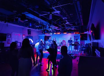 maryland/bethesda/nightclub/caddies