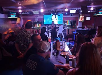 iowa/des-moines/east-village/nightclub/aj-s-on-east-court