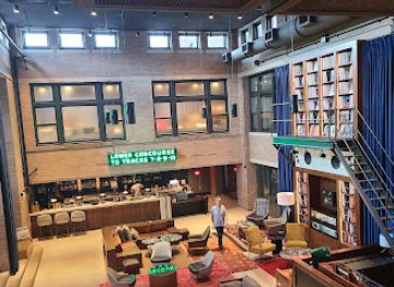 tennessee/memphis/south-main-arts-district/nightclub/eight-sand