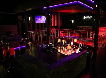 Saint Champagne Bar & Lounge - Nightclub
